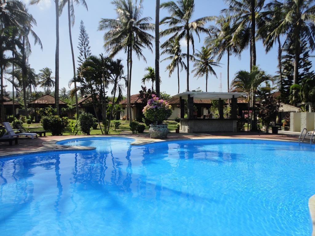 Kuta Indah Hotel Exterior photo